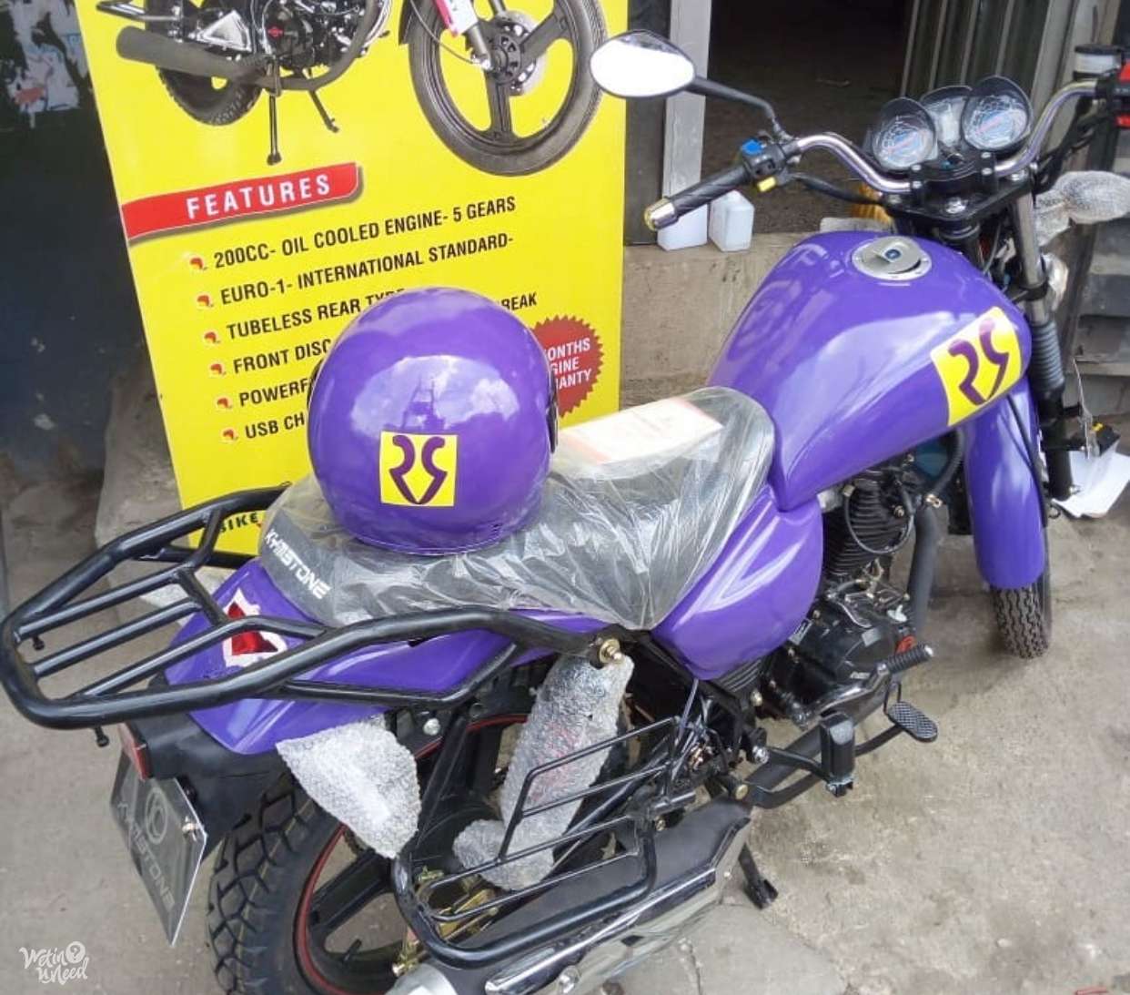 Dispatch Box Branding | Lucky Motorcycles - Wetinuneed