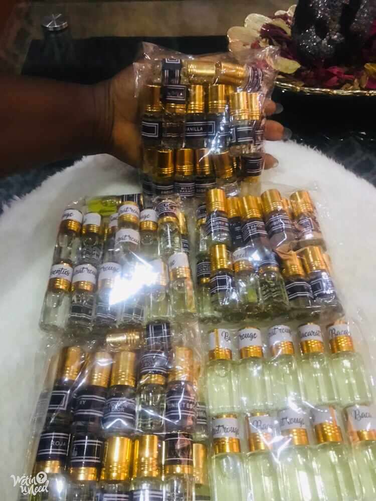 Dubai Perfume Oil ROTA D Shopper Wetinuneed