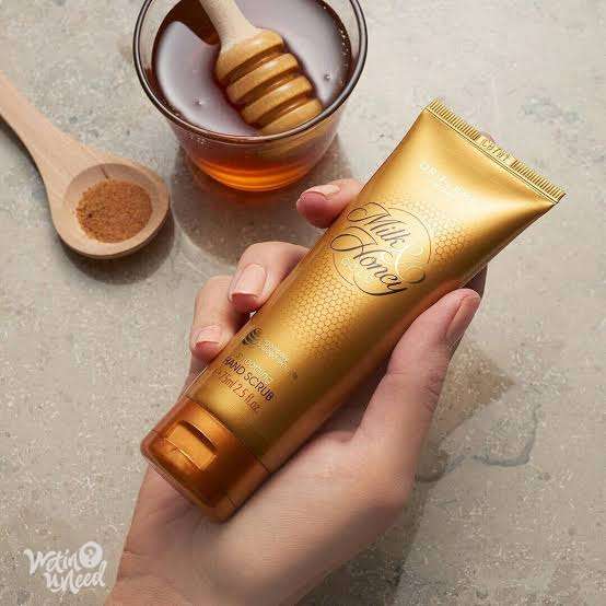 Oriflame Milk and Honey sugar scrub Hasnat Wetinuneed